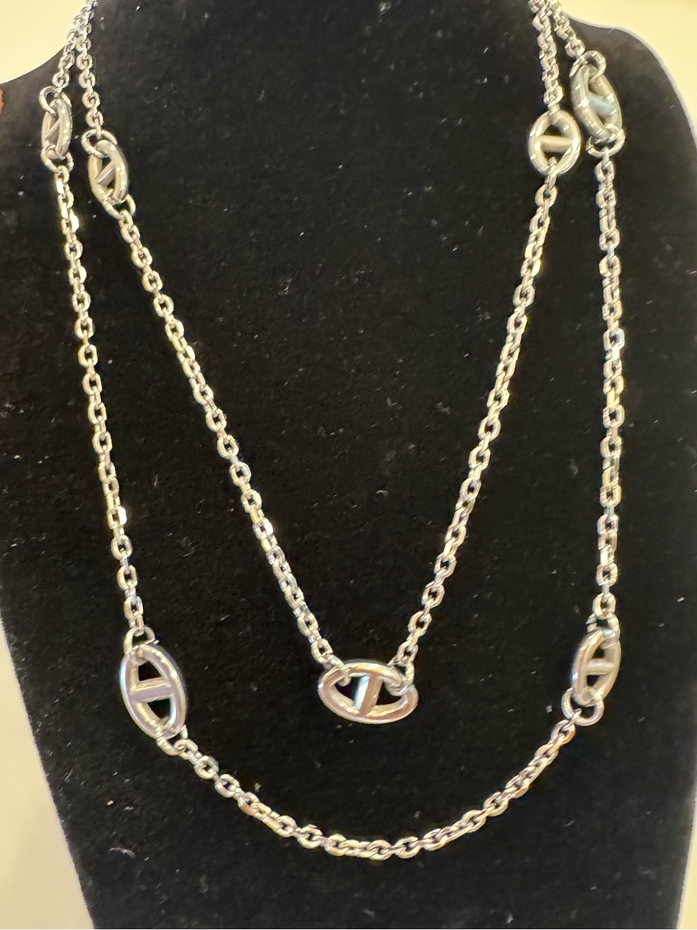 Long Silver Link Oval “Bull Nose” Necklace